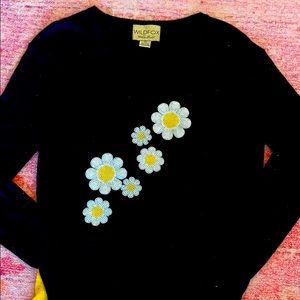 Wildfox cozy cute daisy sweater 🌼